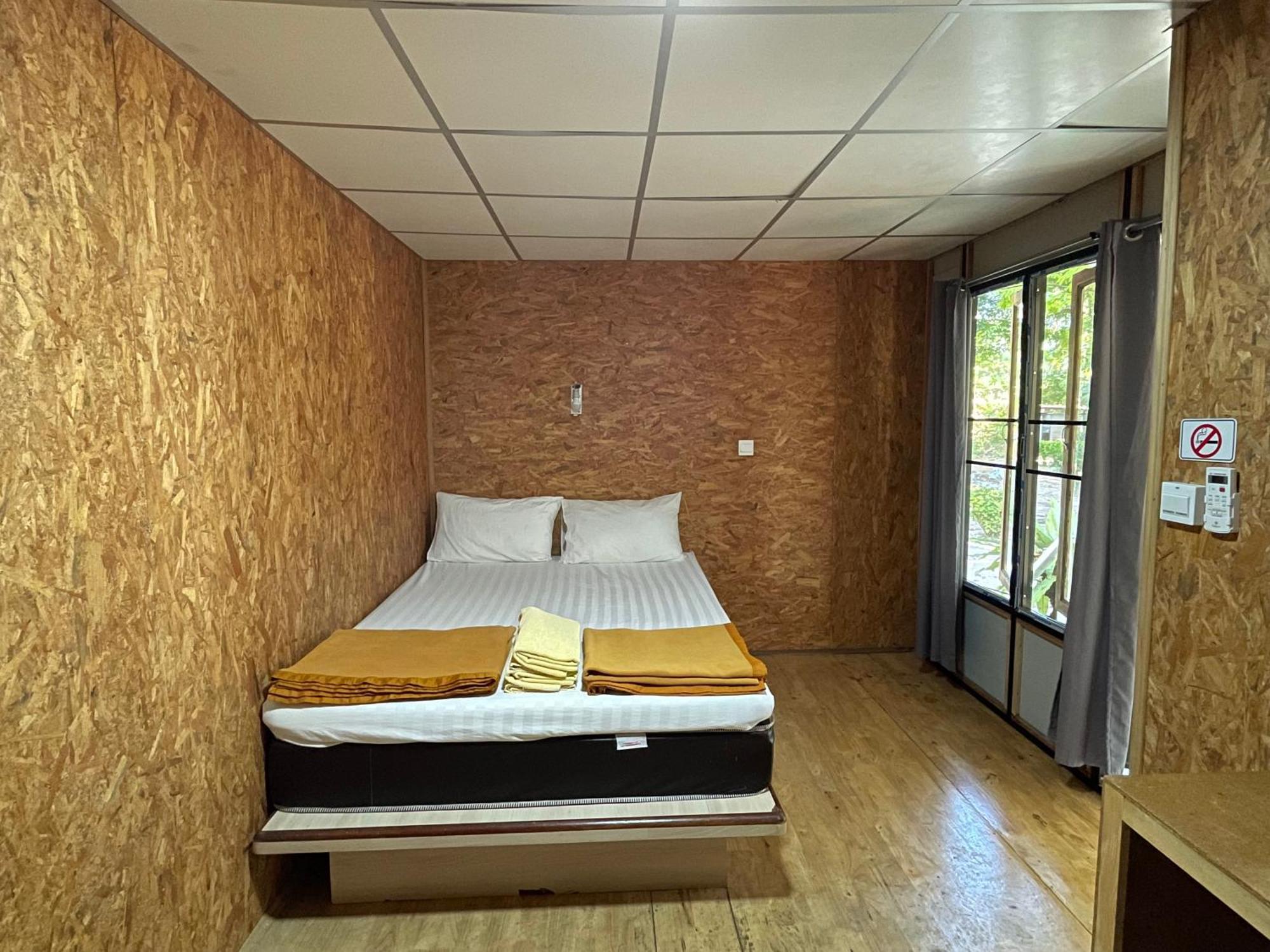 Koh Ngai Sea Open Resort Εξωτερικό φωτογραφία