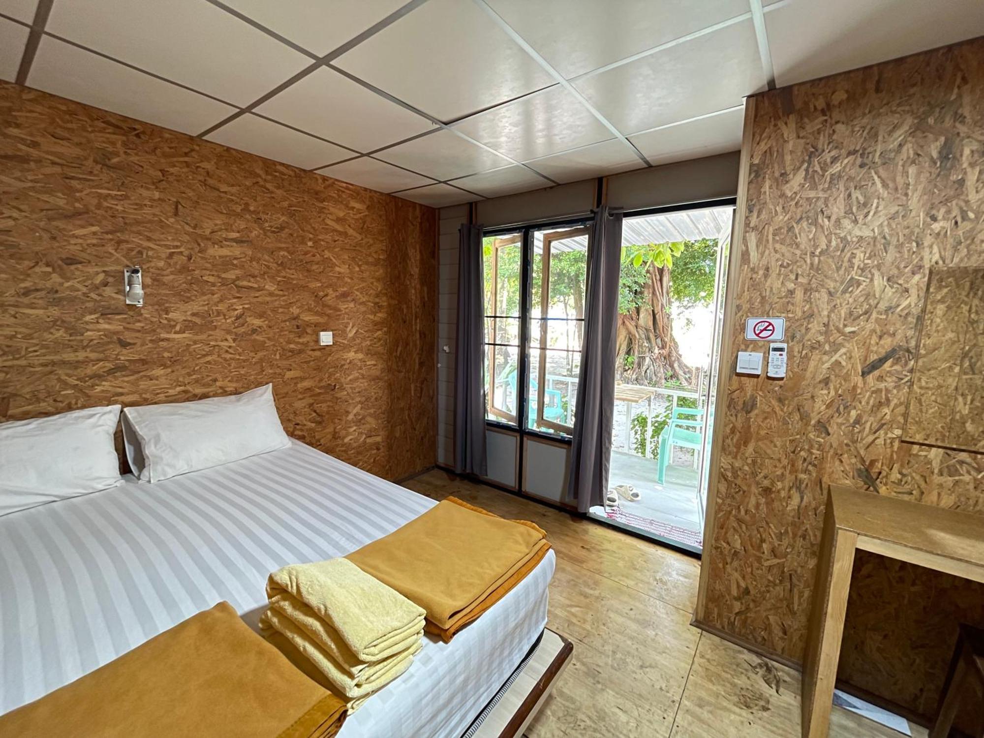 Koh Ngai Sea Open Resort Εξωτερικό φωτογραφία